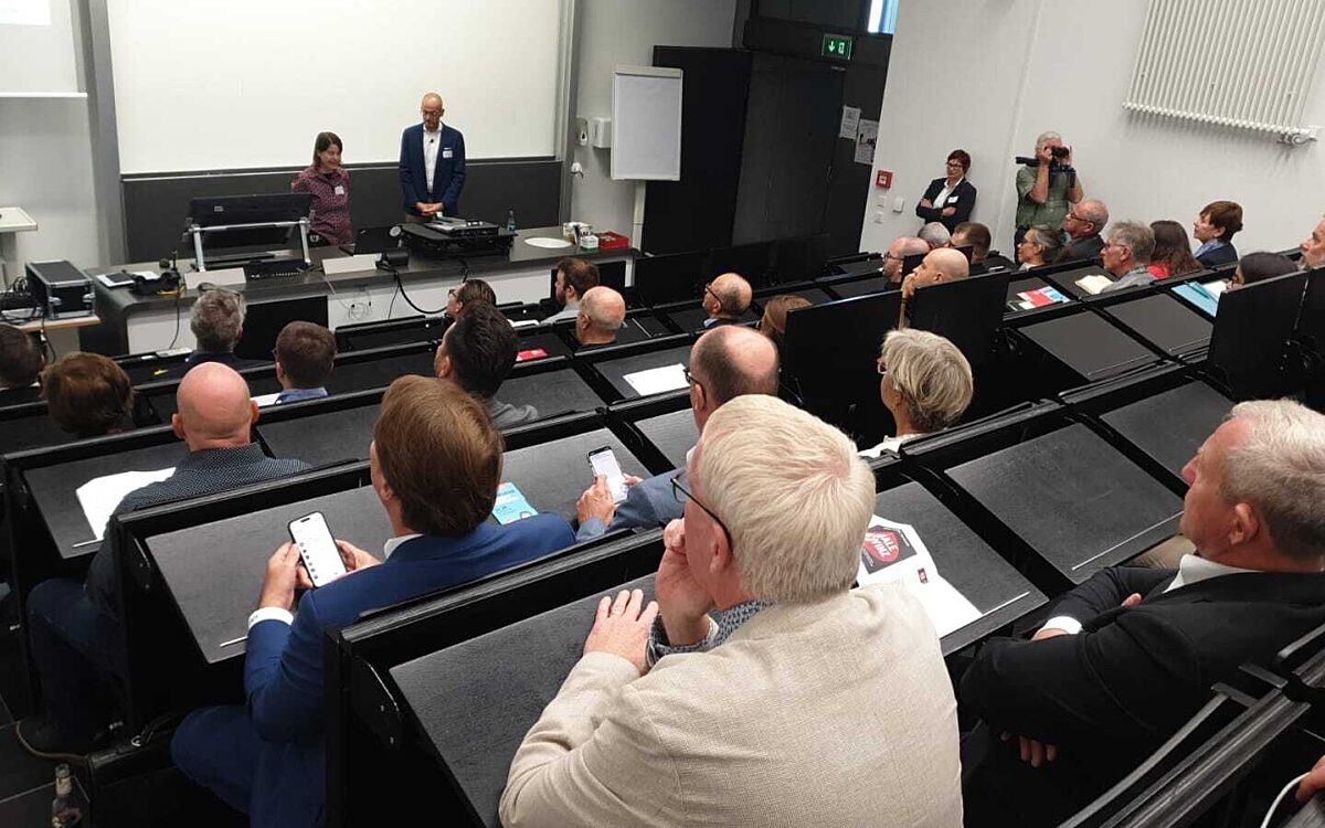 170924 AB mainproject Wirtschaftssymposium TH AB 3 170924 AB mainproject Wirtschaftssymposium TH AB 3