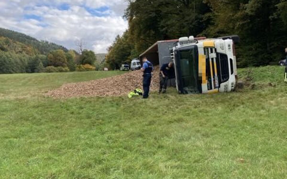 171025 bad orb hackschnitzel lkw1 171025 bad orb hackschnitzel lkw1