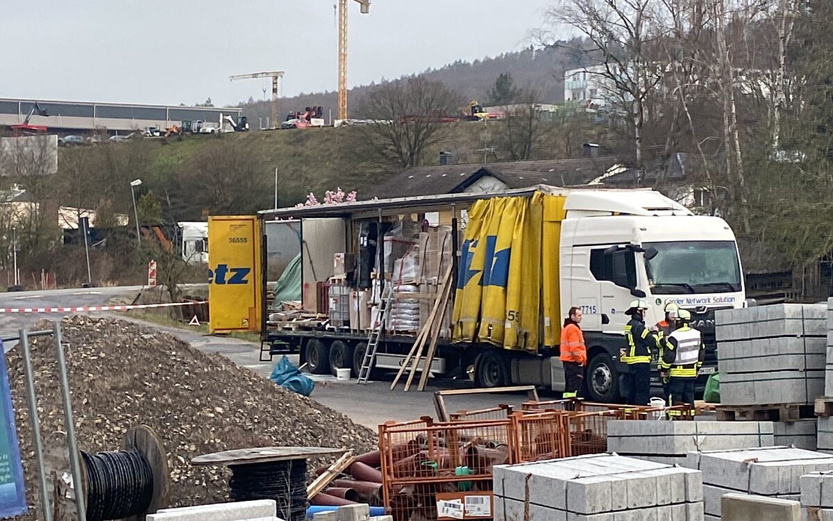 190324 Waldaschaff LKW Gefahrgut 2 190324 Waldaschaff LKW Gefahrgut 2