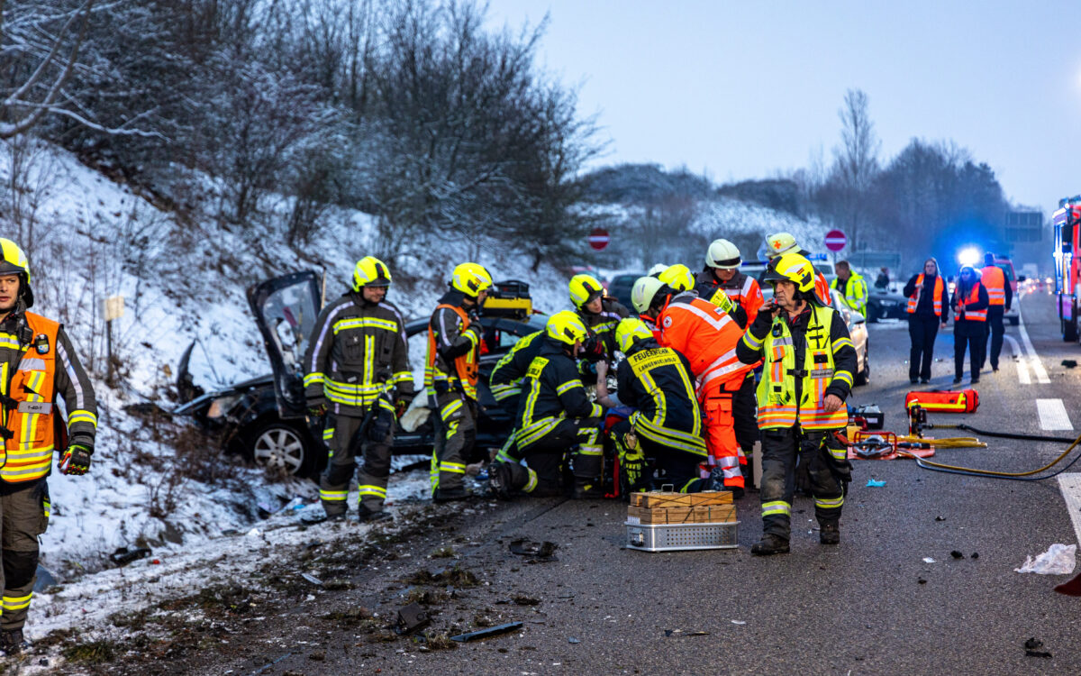 200124 Langenselbold A45 Schwerer Verkehrsunfall Quelle Freiwillige Feuerwehr Langenselbold 1 200124 Langenselbold A45 Schwerer Verkehrsunfall Quelle Freiwillige Feuerwehr Langenselbold 1