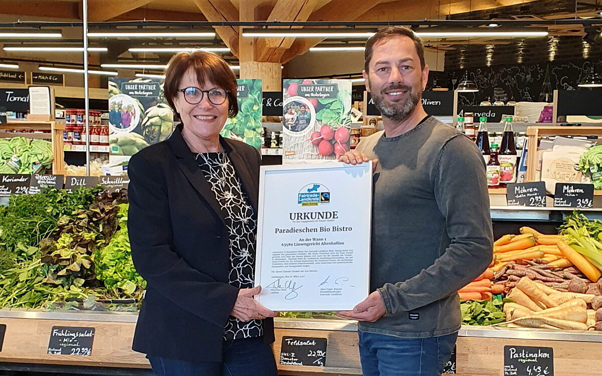 200422 Fairtrade Urkundenueberreichung Paradieschen 200422 Fairtrade Urkundenueberreichung Paradieschen