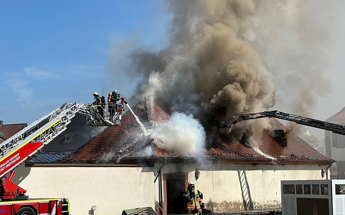 200625 Seligenstadt Brand Geraetehaus Kloster JG neu 200625 Seligenstadt Brand Geraetehaus Kloster JG neu