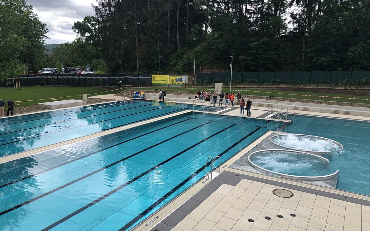 210522 Goldbach neues Waldschwimmbad 3 210522 Goldbach neues Waldschwimmbad 3