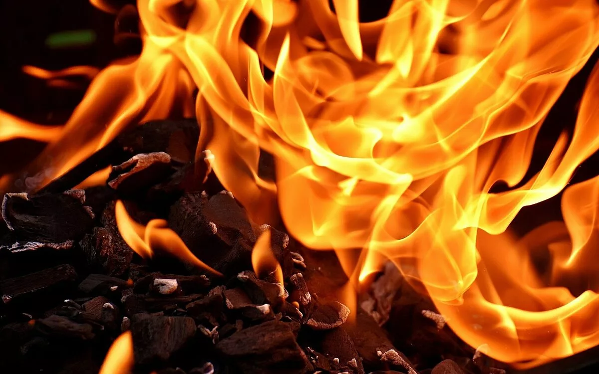 Flammeninferno in Eschau-Wildensee