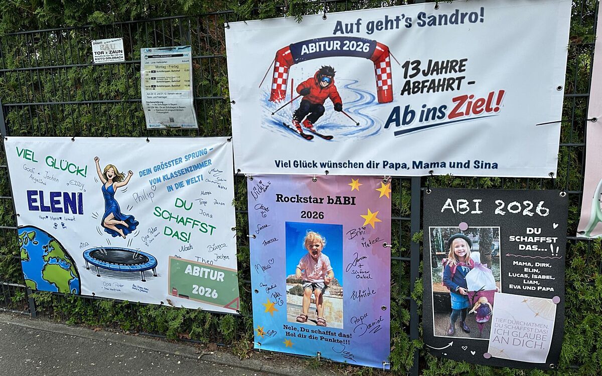 220426 Abi Plakate 3