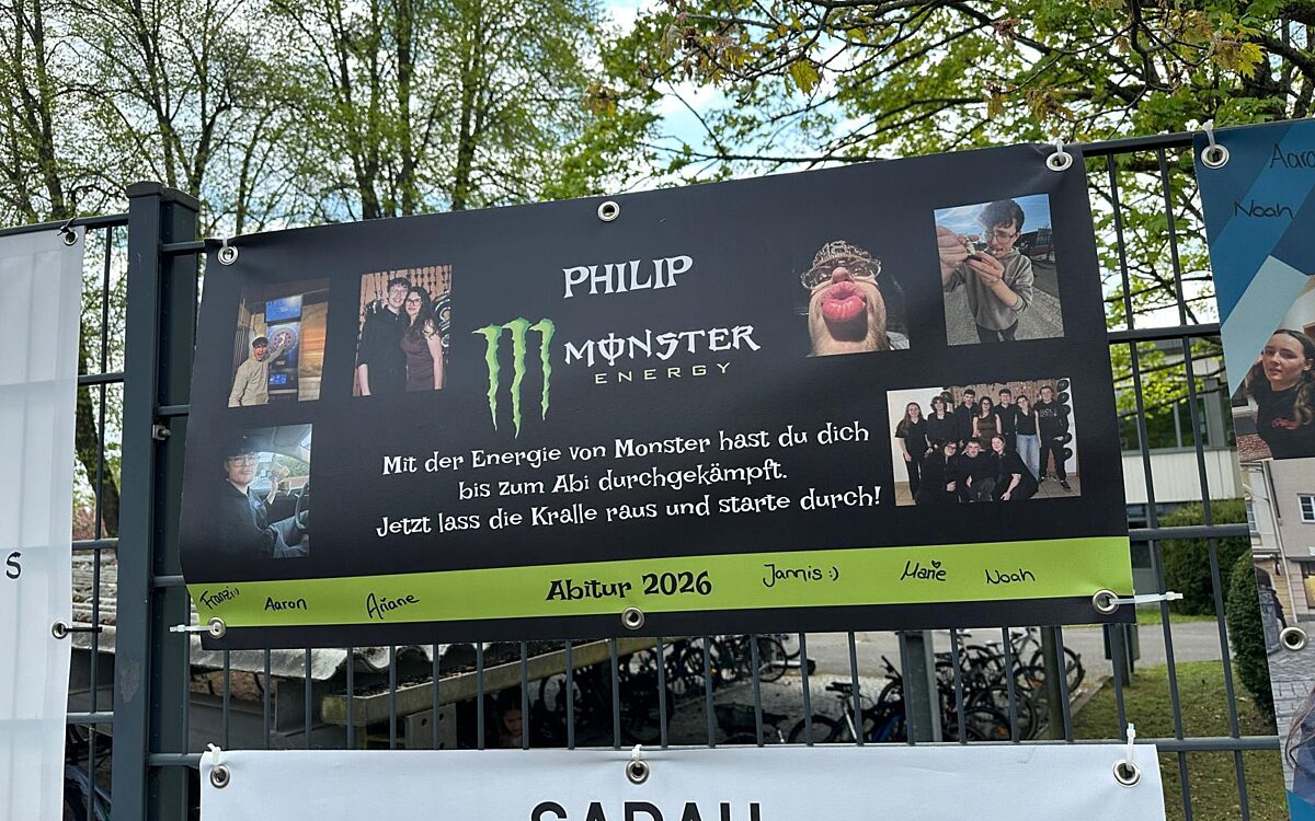 220426 Abi Plakate 7 220426 Abi Plakate 7