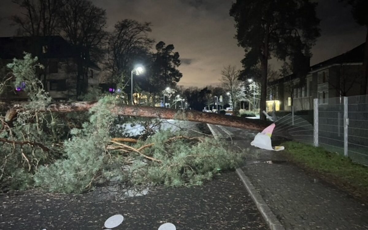 221223 Hanau Sturm Feuerwehr 4 221223 Hanau Sturm Feuerwehr 4