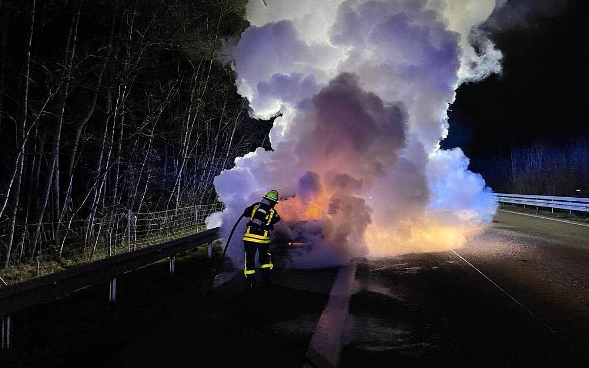 230123 A45 Autobrand 2 Feuerwehr Hanau 230123 A45 Autobrand 2 Feuerwehr Hanau