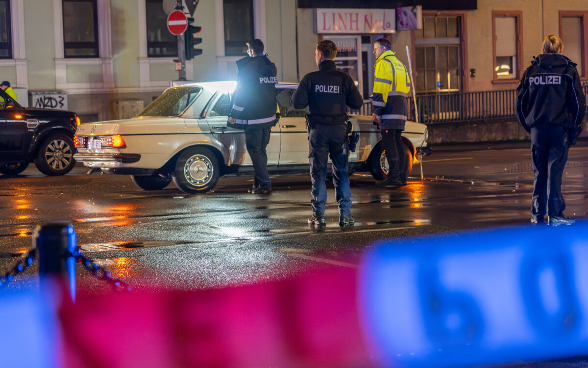 231026 Offenbach schwerer Unfall