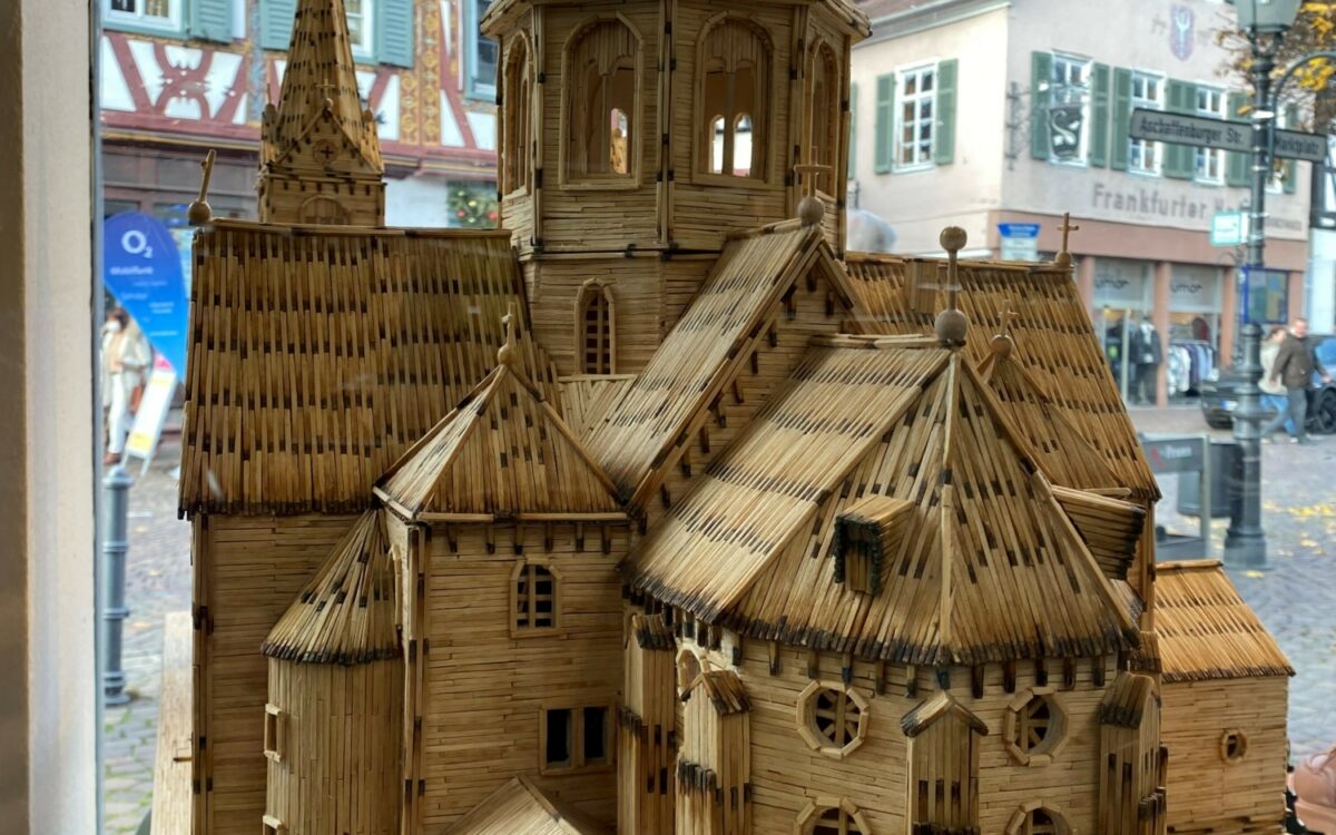 231121 Streichholz Basilika 1 231121 Streichholz Basilika 1