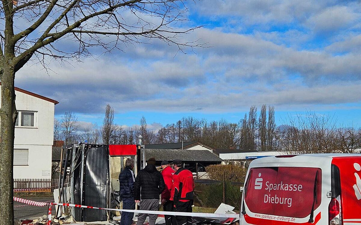 250224 Gross Umstadt Geldautomatensprengung Sparkasse Dieburg 2 250224 Gross Umstadt Geldautomatensprengung Sparkasse Dieburg 2
