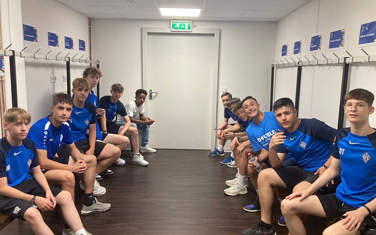 260624 SPORT GN FFM Fussball Kids Foto aus der Kabine 260624 SPORT GN FFM Fussball Kids Foto aus der Kabine