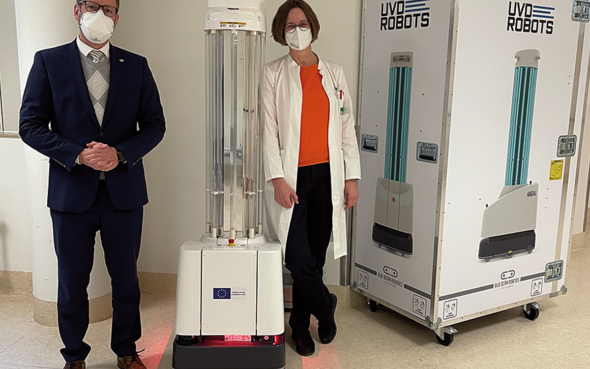 261121 Aschaffenburg Klinikum Desinfektionsroboter 261121 Aschaffenburg Klinikum Desinfektionsroboter