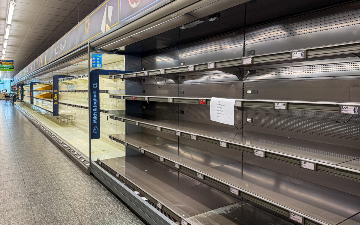 270626 Dieburg Supermarkt Kuehlung kaputt