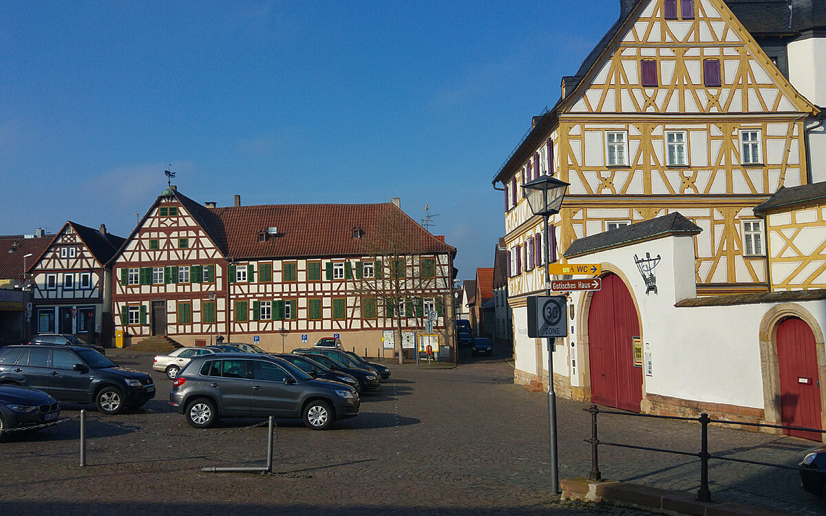 271021 Grossostheim Marktplatz Bachgau Museum 271021 Grossostheim Marktplatz Bachgau Museum