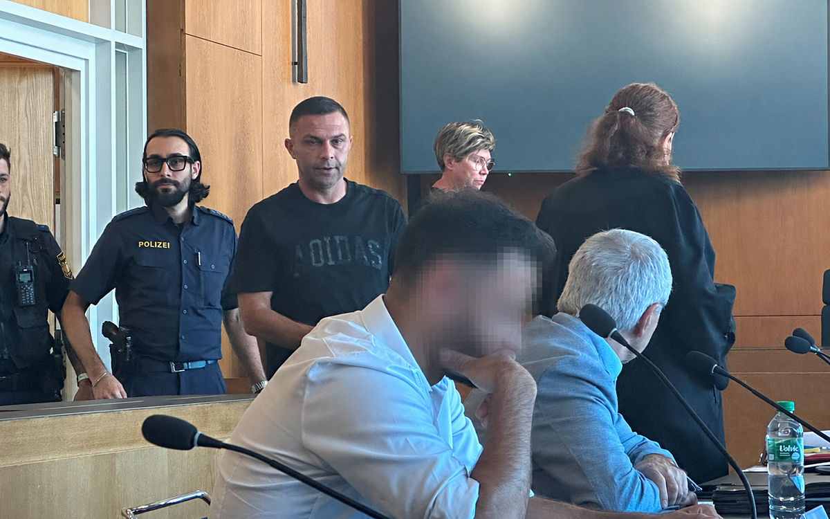 280726 LG AB versuchter Mord
