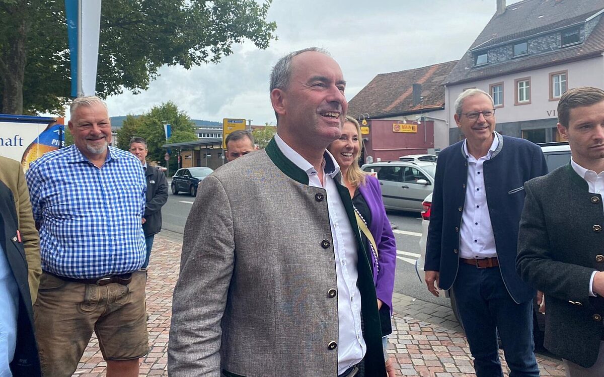 280823 MIL Michaelismesse Aiwangerbesuch 280823 MIL Michaelismesse Aiwangerbesuch