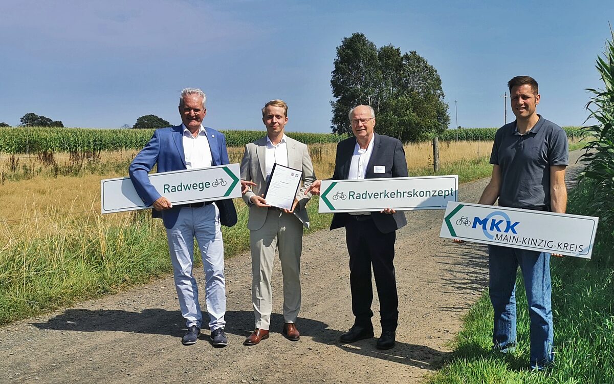 280824 MKK Foerderbescheiduebergabe Radwege Spielberger Platte 280824 MKK Foerderbescheiduebergabe Radwege Spielberger Platte