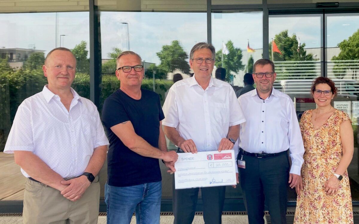 290622 Spendenuebergabe 290622 Spendenuebergabe