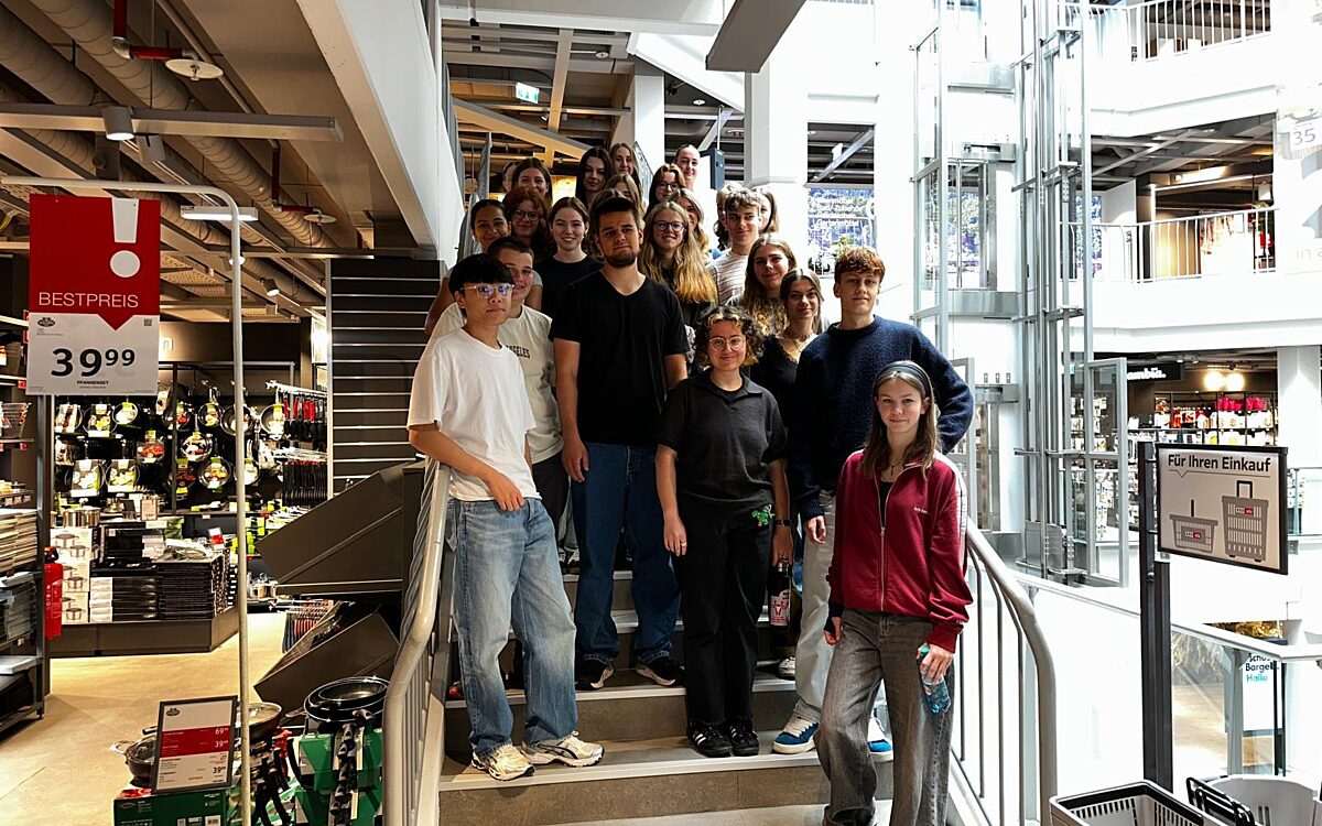 290725 IHK Bustour JG TITEL 290725 IHK Bustour JG TITEL