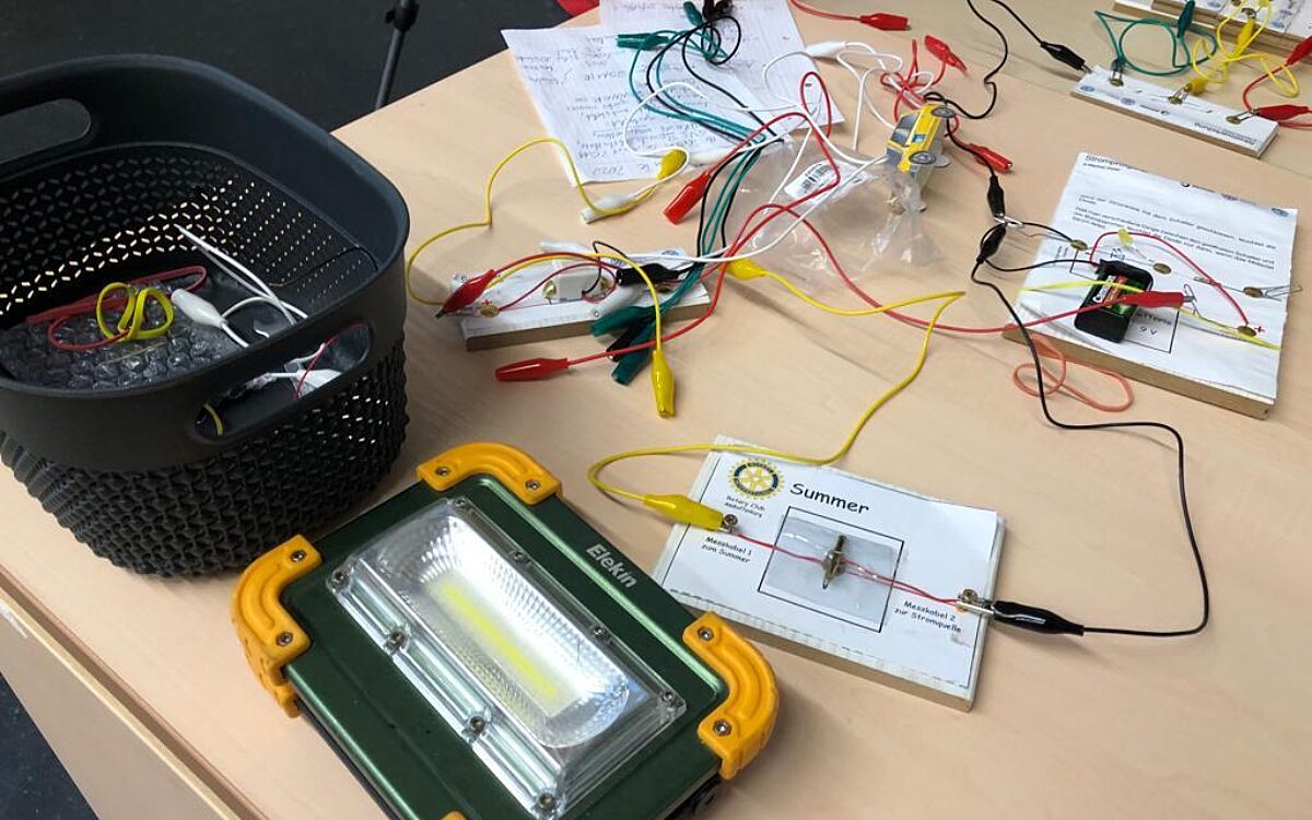 290923 AB TH T Ue V Kids 1 290923 AB TH T Ue V Kids 1