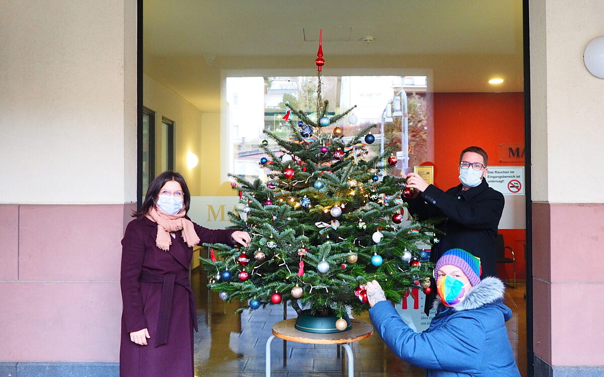 291121 MKK Queerer Weihnachtsbaum 291121 MKK Queerer Weihnachtsbaum