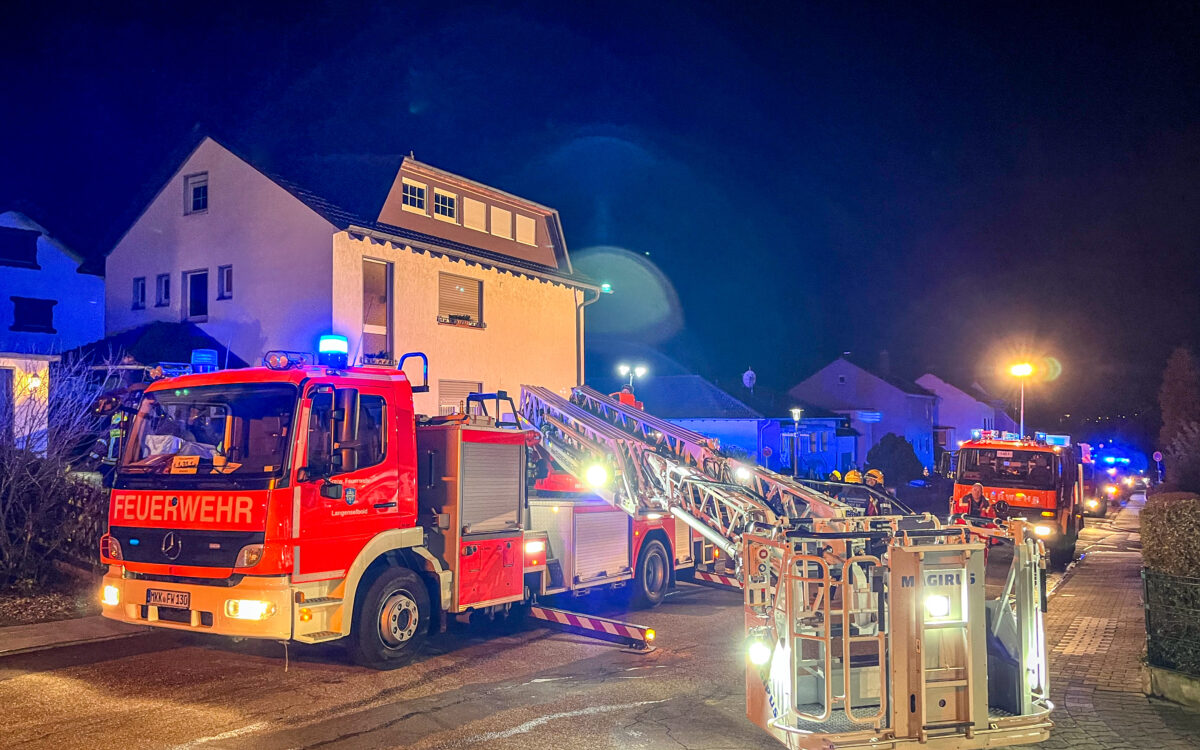 291223 Langenselbold Brand Frau verletzt Feuerwehr 4 291223 Langenselbold Brand Frau verletzt Feuerwehr 4