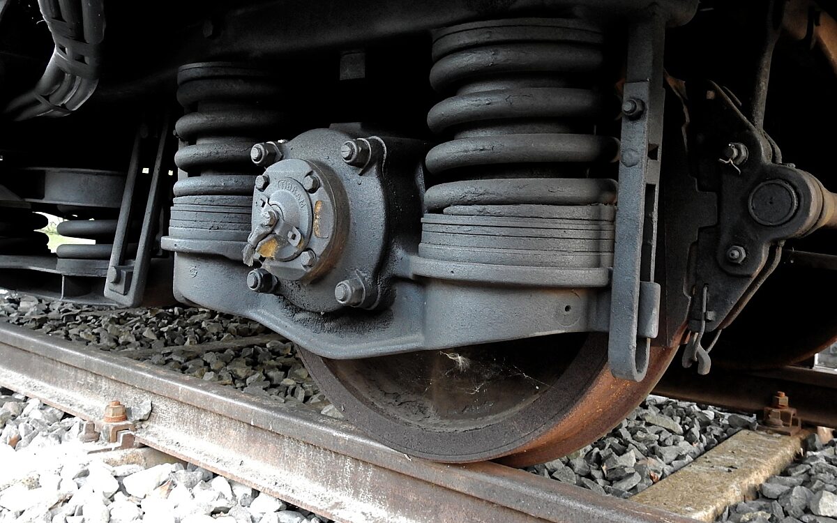 300823 Maintal Radreifen Bahn 300823 Maintal Radreifen Bahn