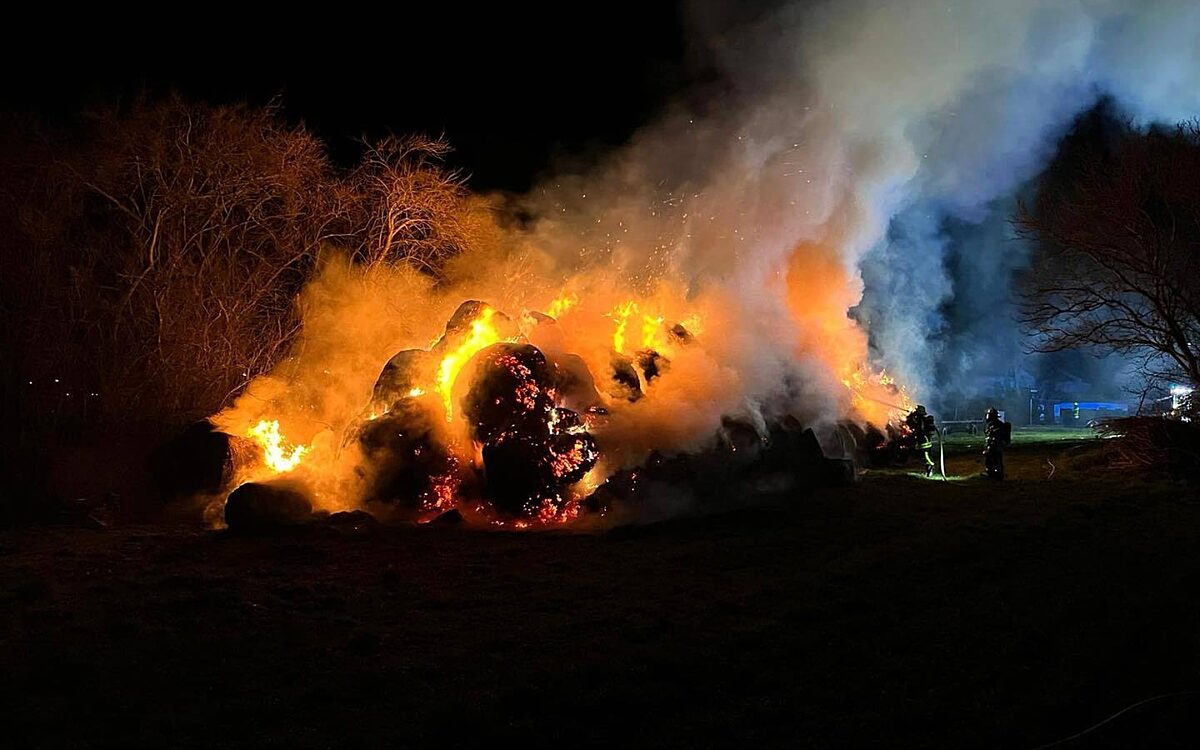 301222 HU Heuballenbrand FW Hanau 301222 HU Heuballenbrand FW Hanau