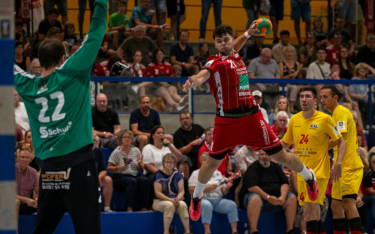 310824 TV Gelnhausen Leutershausen Bild Roland Adrian 310824 TV Gelnhausen Leutershausen Bild Roland Adrian