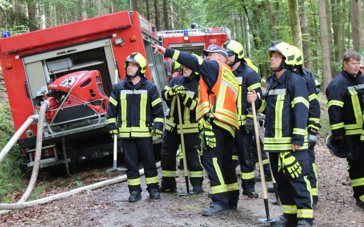 337 Waldbranduebung e 337 Waldbranduebung e