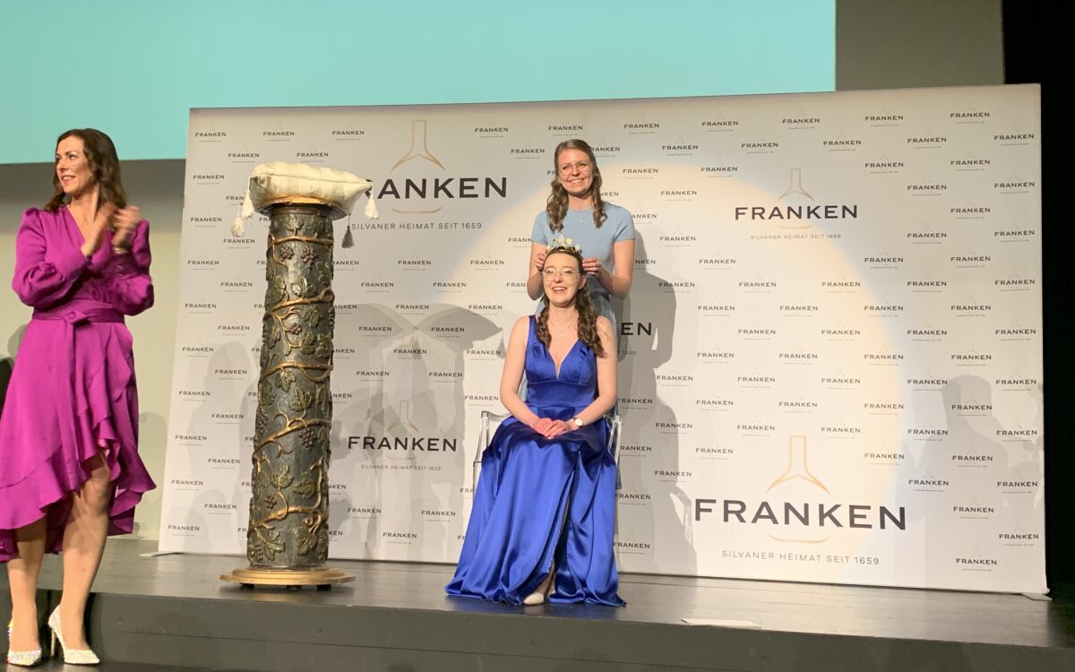 6 F45 D2 CA 94 D8 445 F 9 C65 48 AF6 AE3830 B 6 F45 D2 CA 94 D8 445 F 9 C65 48 AF6 AE3830 B