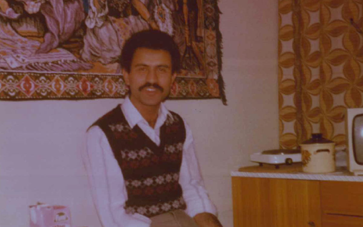 Bild Gezginci Bart sitzend Bild Gezginci Bart sitzend