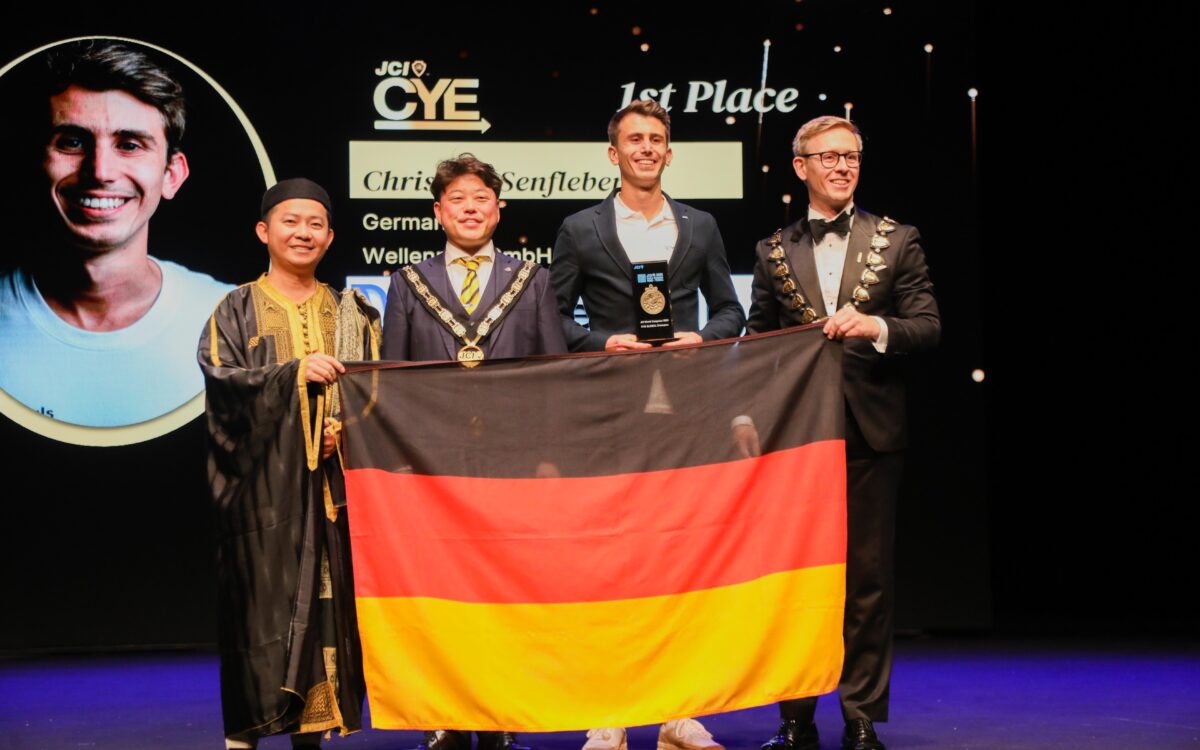 Buehnenfoto1 Wellenpuls Tunis CYE