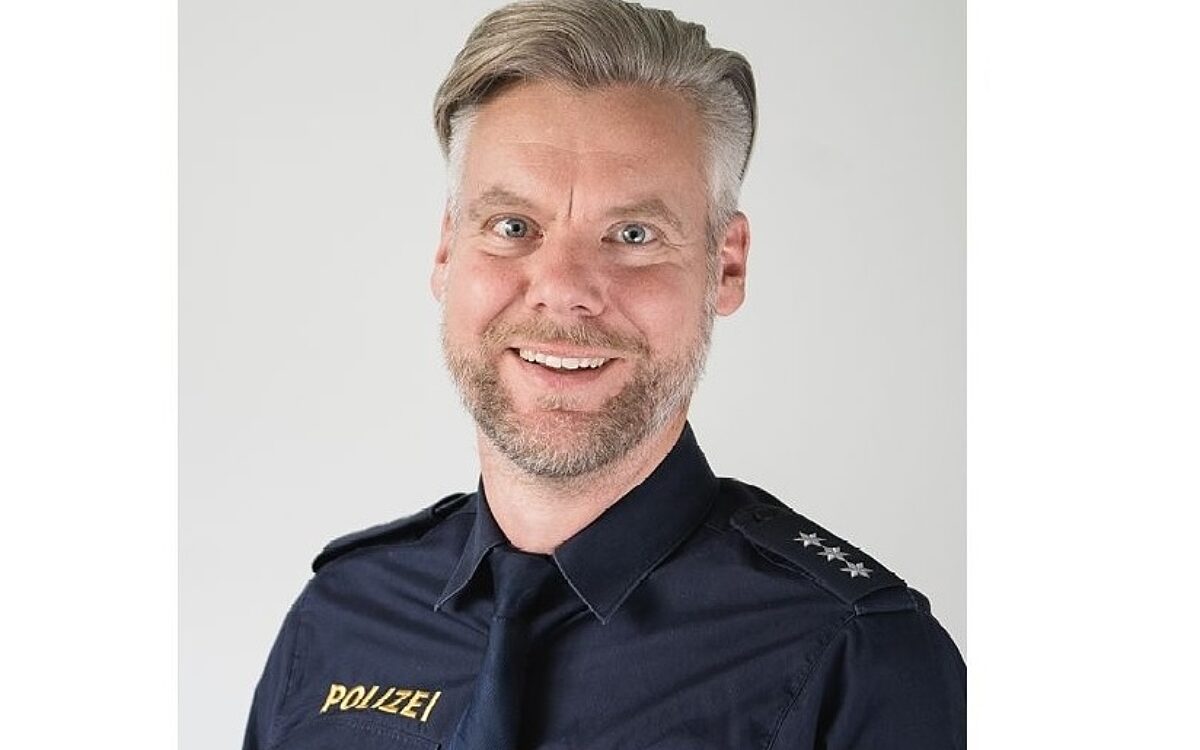 Enrico Ball Polizei Enrico Ball Polizei