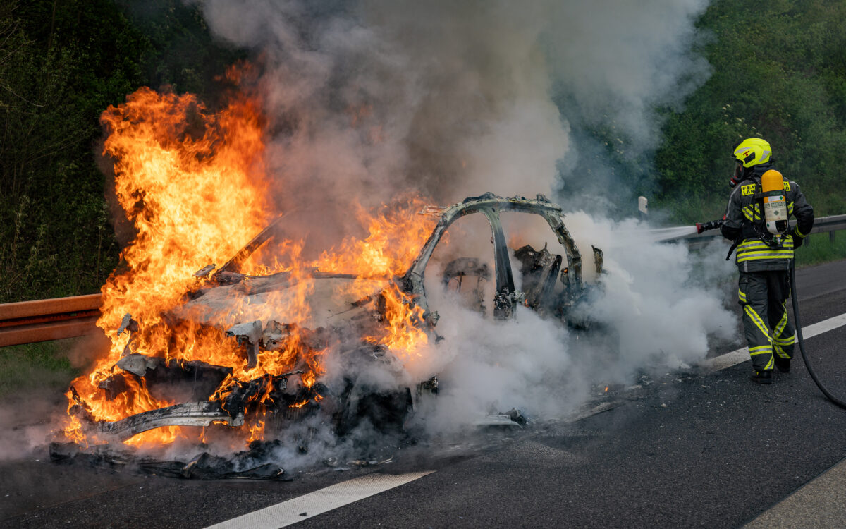 Fahrzeugbrand A45 Langenselbold Fahrzeugbrand A45 Langenselbold