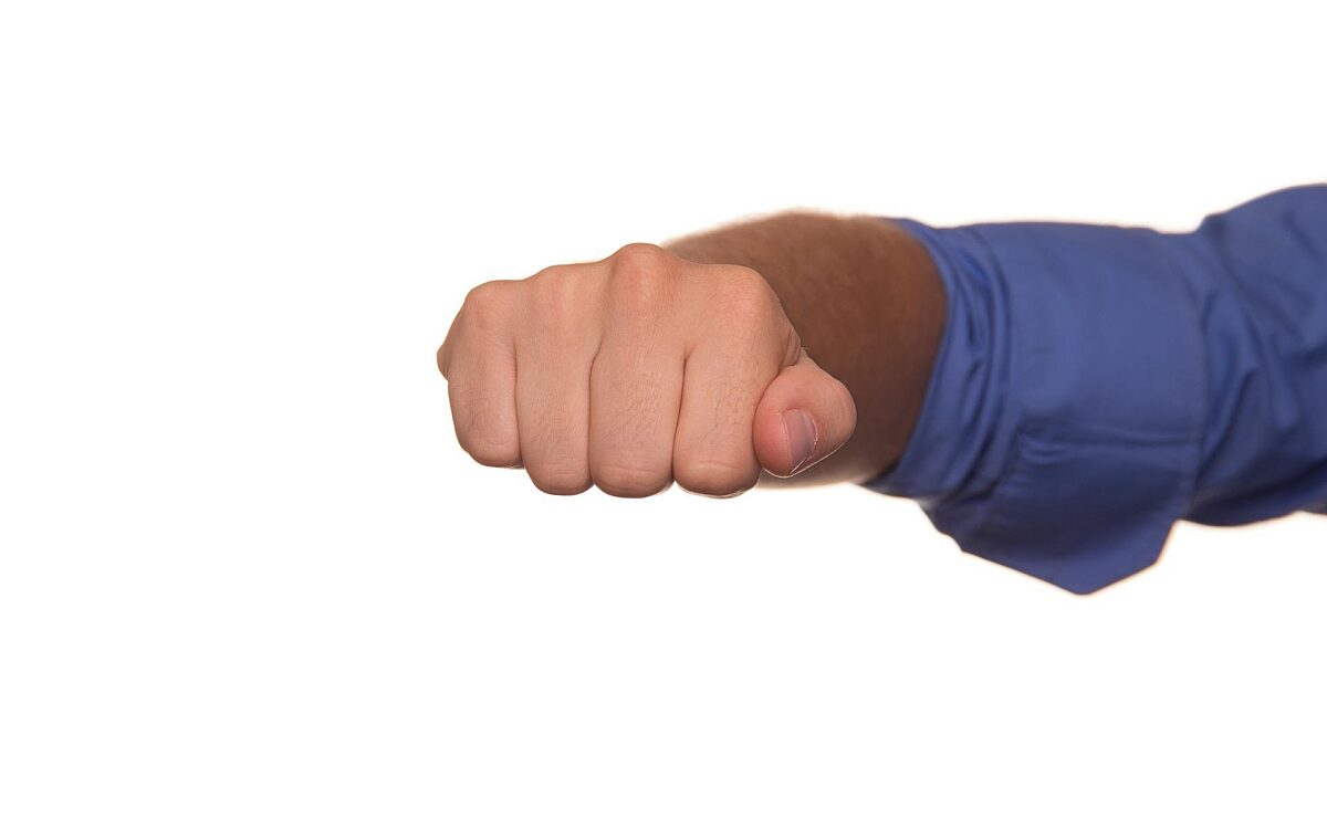 Faust Kampf Schlaegerei Koerperverletzung Faust Kampf Schlaegerei Koerperverletzung