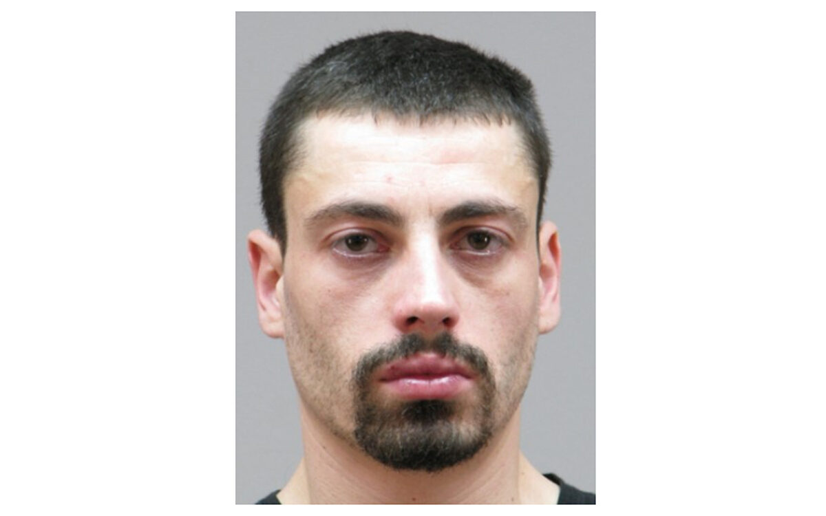 Foto HU Mann flieht Foto HU Mann flieht