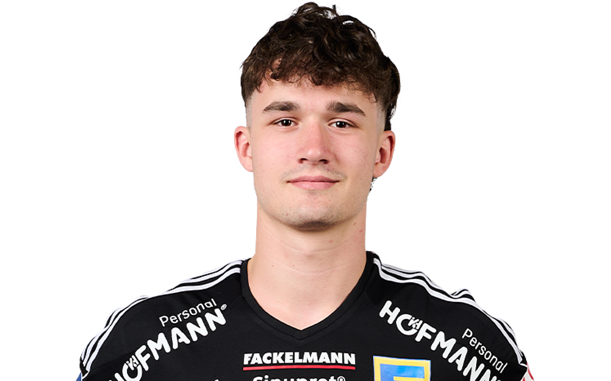 HCE Bialowas Lucca 37 Portrait 750x1000