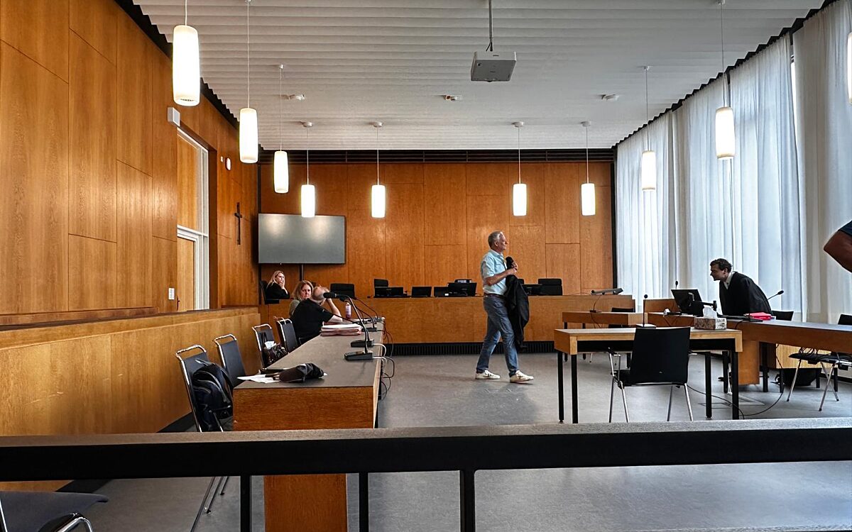 KW30 Gericht Prozess Eschau