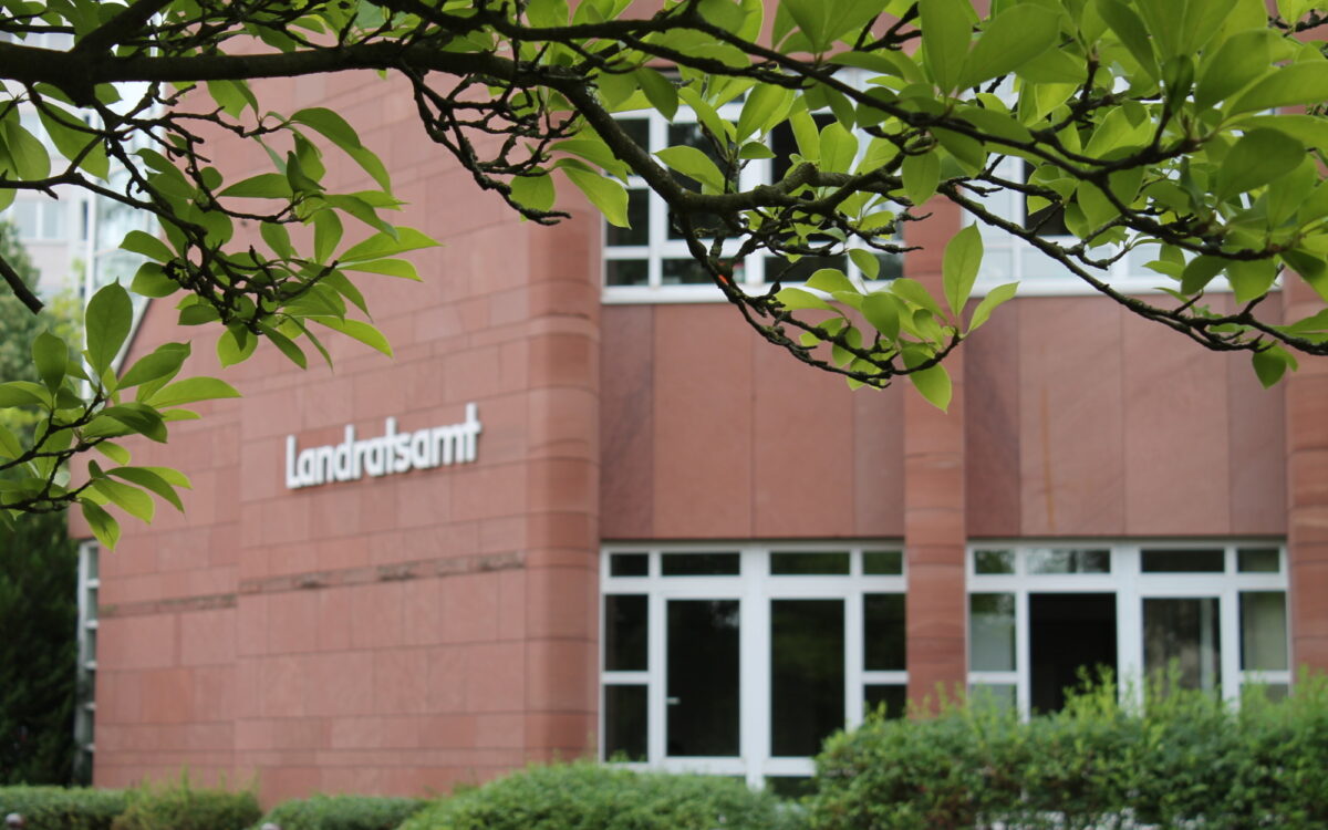 Landratsamt Aschaffenburg -1- Landratsamt Aschaffenburg -1-