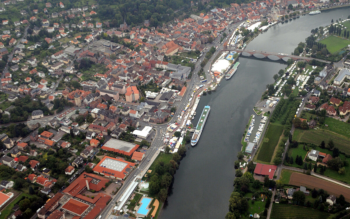 Luftbild Miltenberg 2008 Foto Fritz Geller Grimm Ruediger Wandke Luftbild Miltenberg 2008 Foto Fritz Geller Grimm Ruediger Wandke