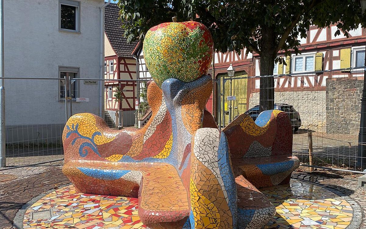 Mosaiksitzskulptur Maintal Mosaiksitzskulptur Maintal