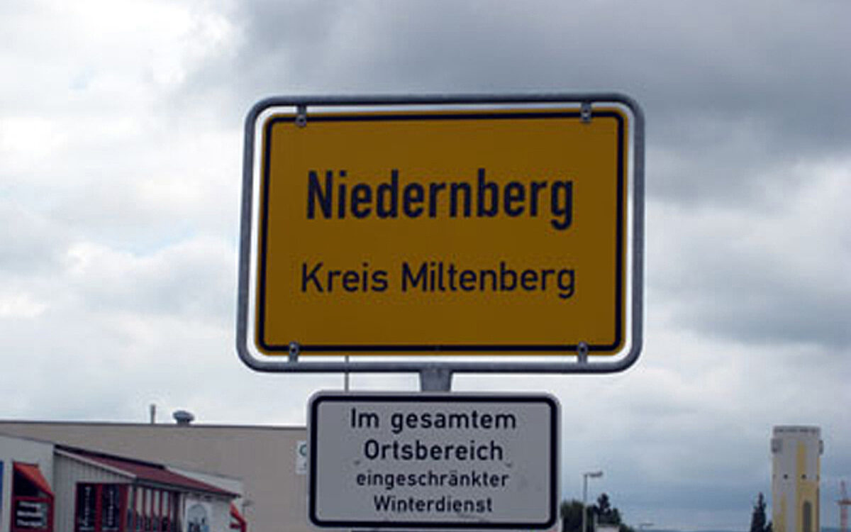 Niedernberg Ortsschild