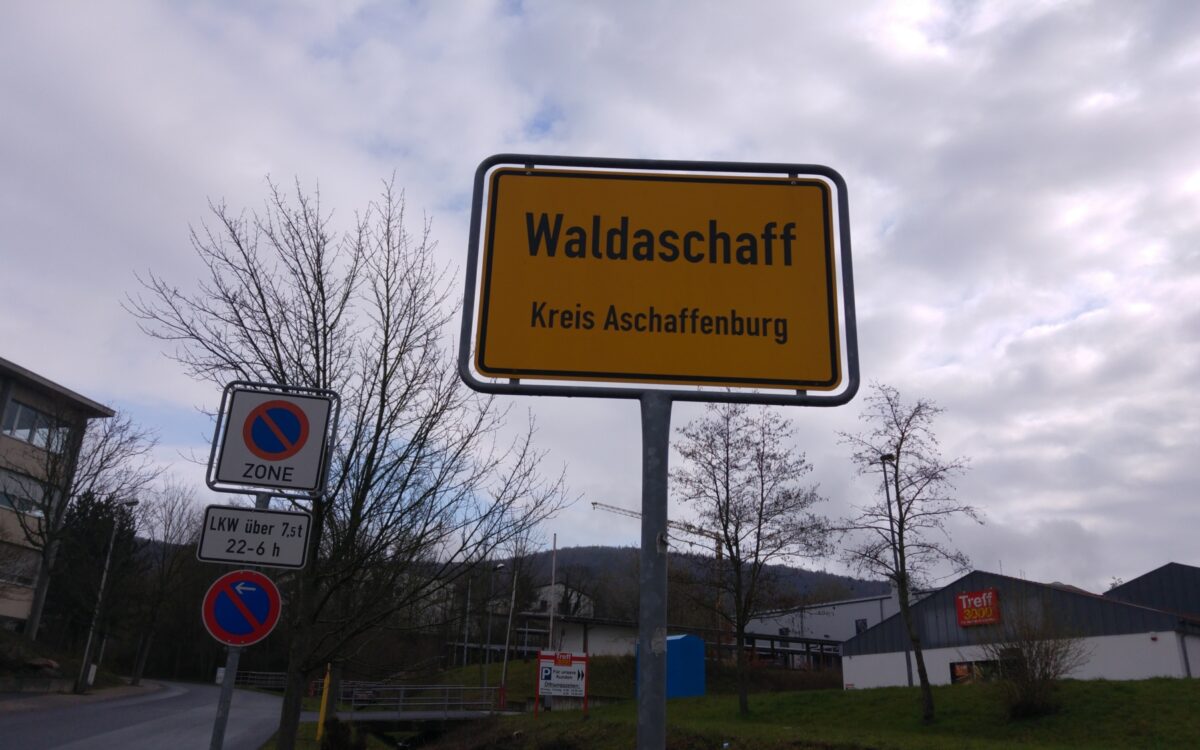 Ortsschild Waldaschaff 2