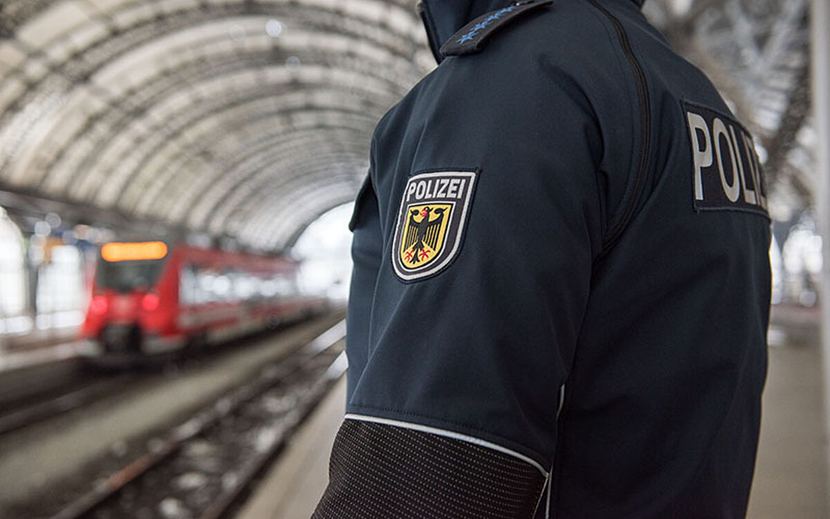 Polizei Polizist Handschellen Uniform Polizei Polizist Handschellen Uniform