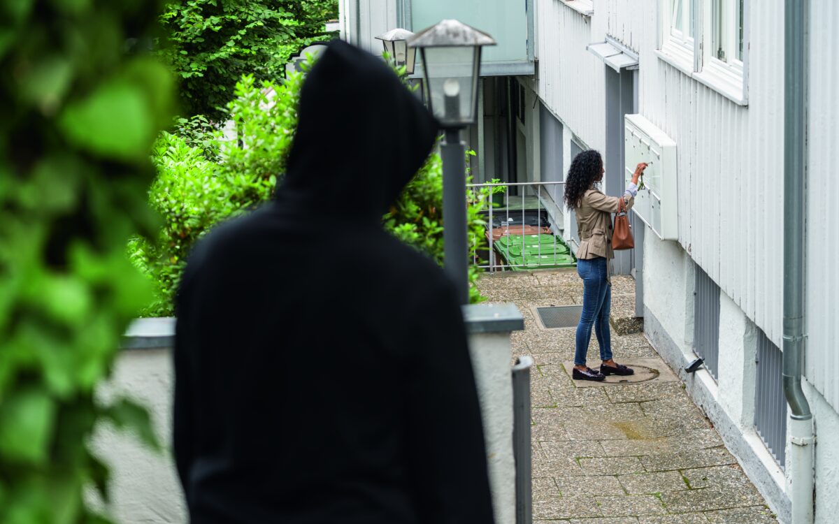 Polizei Stalking Quelle www polizei beratung de Polizei Stalking Quelle www polizei beratung de