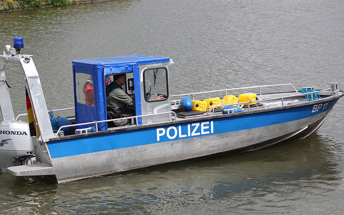 Polizeiboot Hettler online Polizeiboot Hettler online