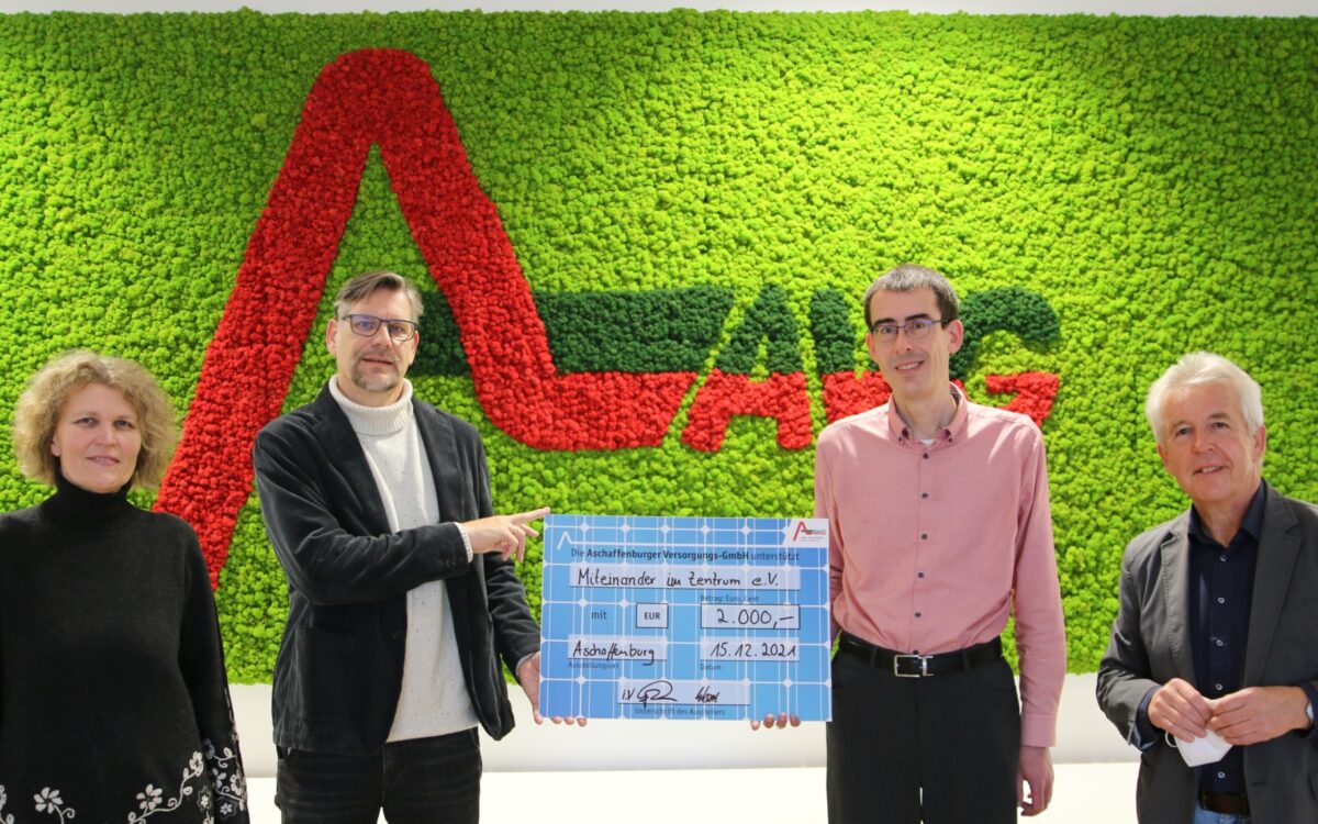 Spendenuebergabe AVG MIZ 201221 Spendenuebergabe AVG MIZ 201221