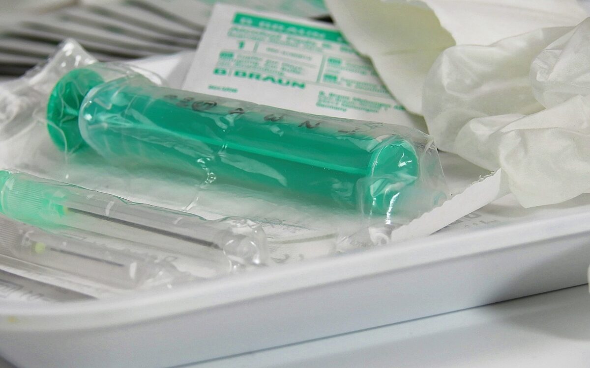 Spritze Arzt Kanuele